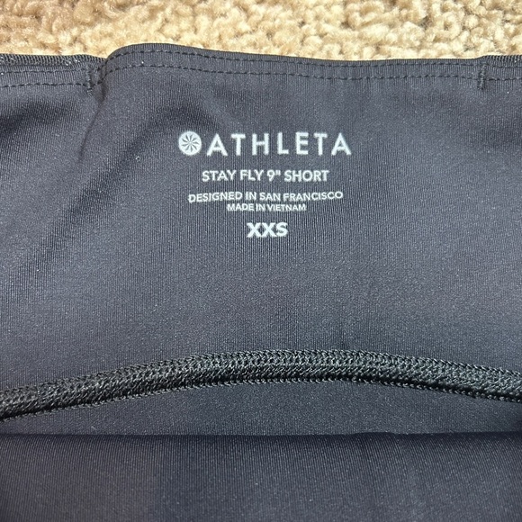 Athleta Stay Fly 9" Biker Shorts- Black Gym Workout Athletic Activewear - Picture 5 of 6